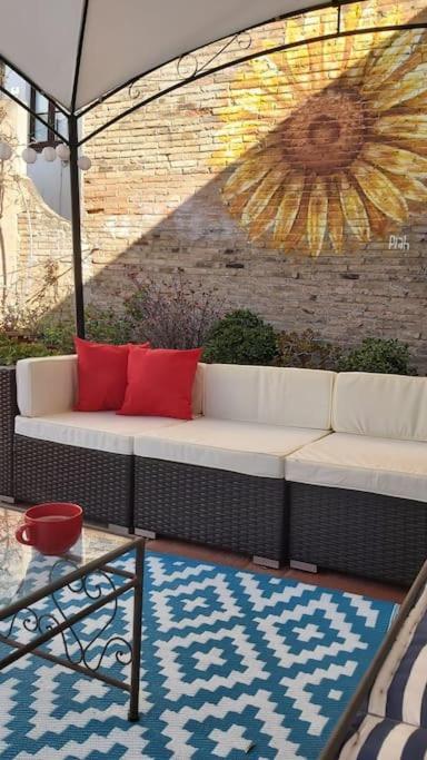 Small Room In Sants With Huge Terrace Barcelone Extérieur photo